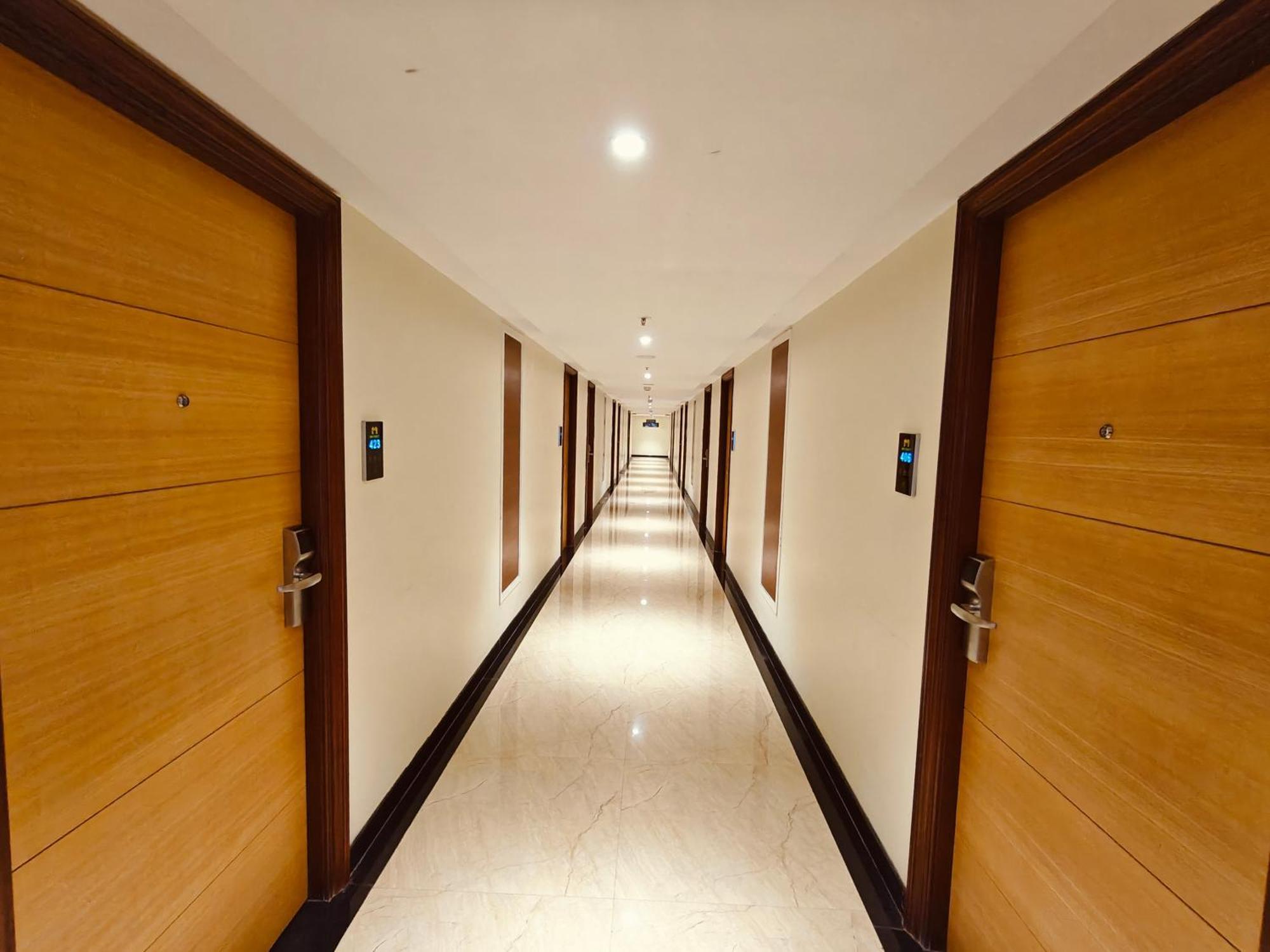 Mm Legacy - A Bergamont Hotel, Канчипурам Екстериор снимка